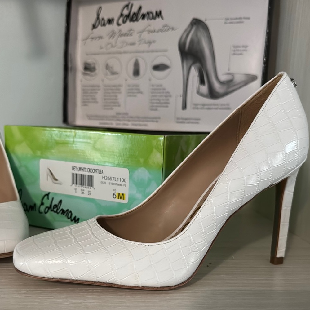 NEW NIB BETH Sam Edelman White Crocodile-Embossed Pumps